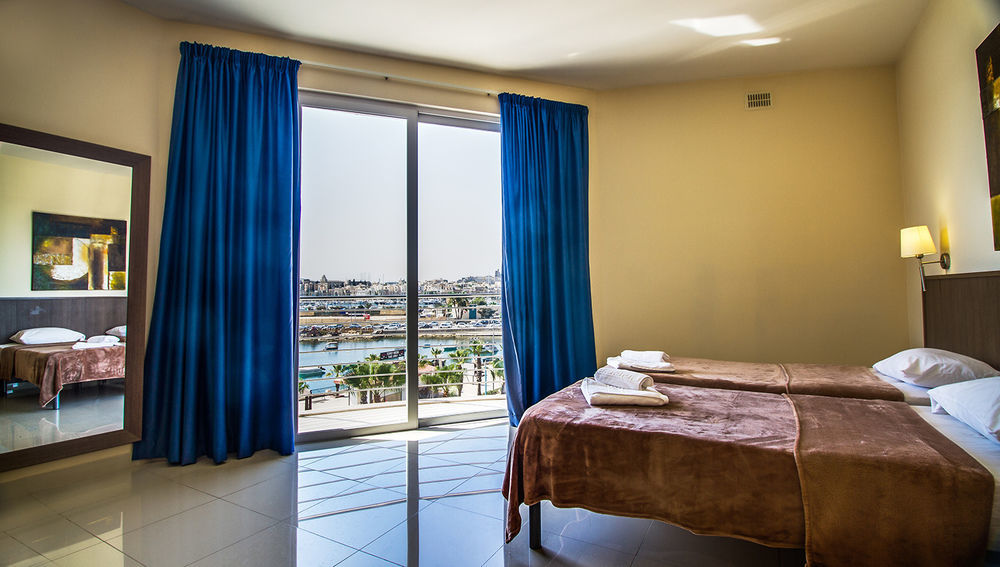 Blubay Apartments By St Hotels Gzira Kültér fotó